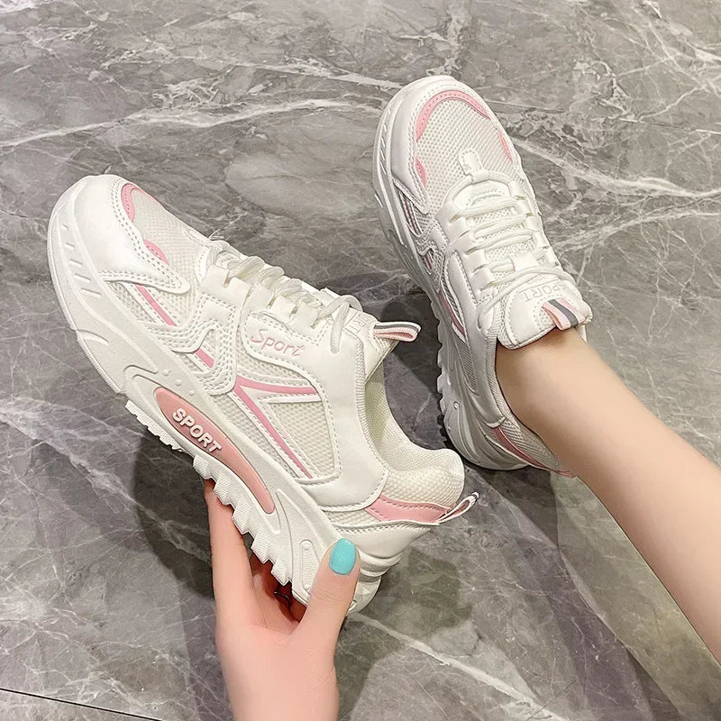 Sporty Azeluna Sneakers